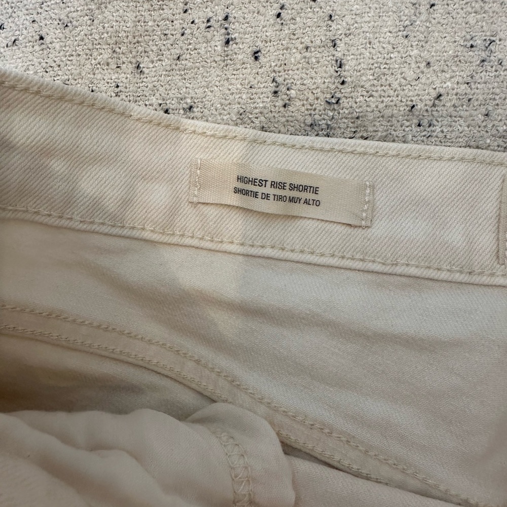 Universal thread Jean shorts - Picture 4 of 4